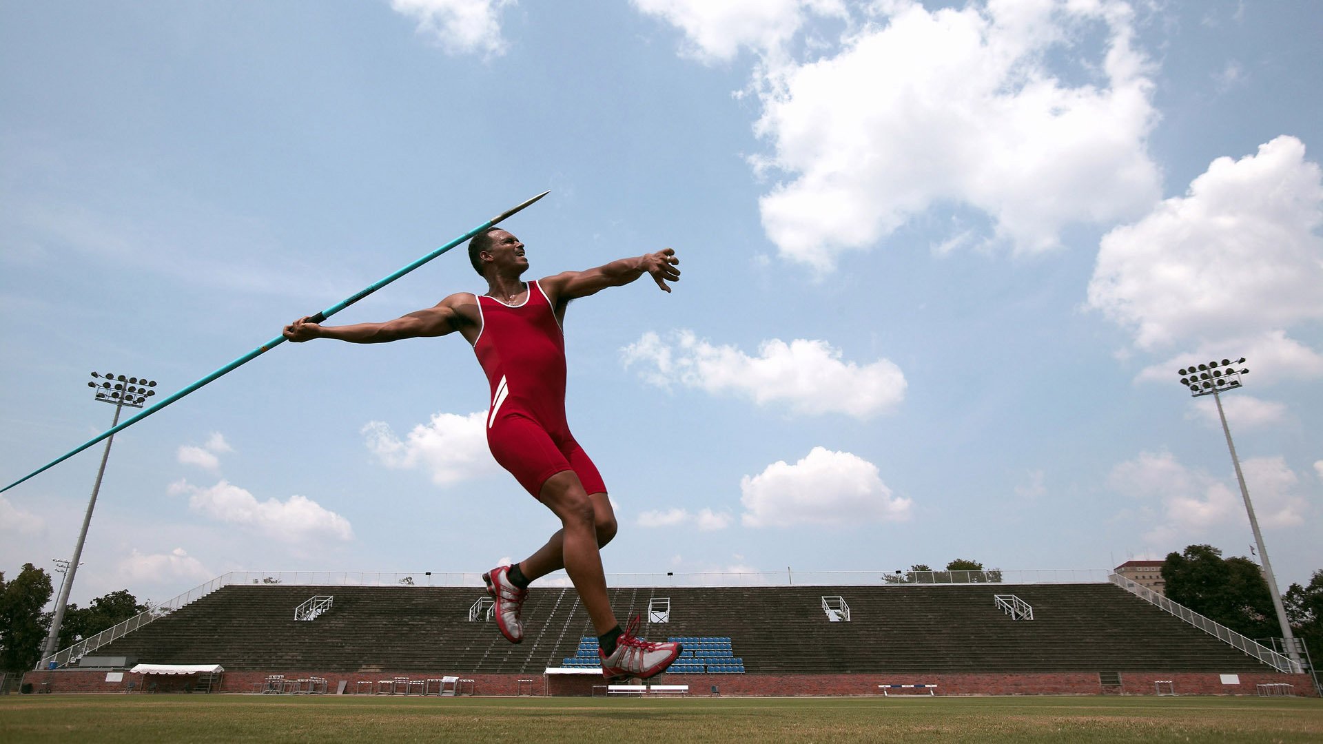 世界杯：警方联合球迷组织设“降温角落” 专门处理赛后情绪过激人群